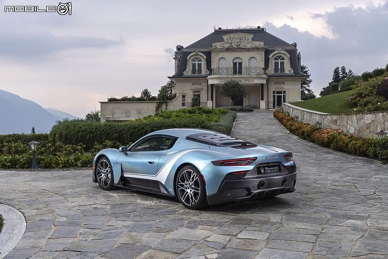 【海外新訊】走向電動化，Maserati交付最後一部搭載V8動力的Quattroporte！
