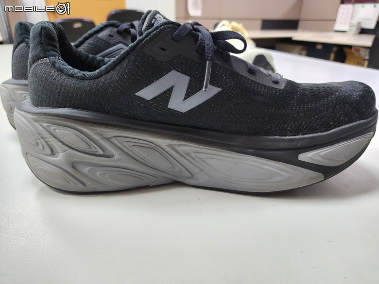 更好的More NewBalance More v5