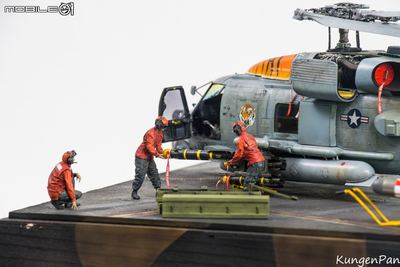 點我看大圖 1/35 美國海軍 MH-60R Seahawk HSM-73直升機海上打擊中隊 "Battlecats"