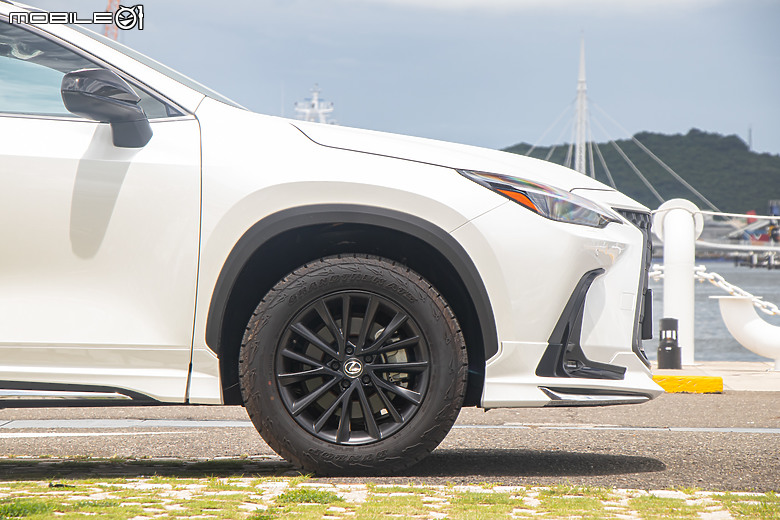 開車遊四方 Vol.19 入住洲際酒店,開凌志、遊港都!|feat. Lexus NX 350 Overtrail