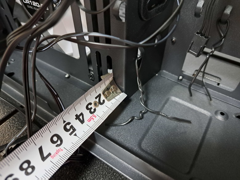 海景雙艙機殼 COUGAR FV150 RGB 開箱