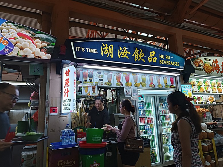 牛車水(Chinatown)市街之巴剎壁畫、粵海清廟、福德祠、天福宮、城市展覽館(Singapore City Gallery),以及麥士威熟食中心(Maxwell Food Centre)中之天天海南雞飯 — 赤道三國文化休閒行旅 之 新加坡篇 第一回 牛車水(Chinatown) 與直落亞逸(Telok Ayer)