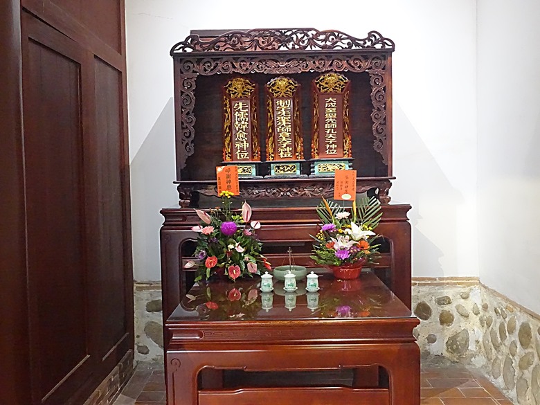 大甲鎮瀾宮與媽祖藝術文創館、大甲三寶文化館、林氏貞節坊、文昌祠、順天路老街與蔣公路夜市,外掛物超所值的棒壽司餐廳與福棧旅宿 — 全臺最難攻之大甲市街黃昏散策