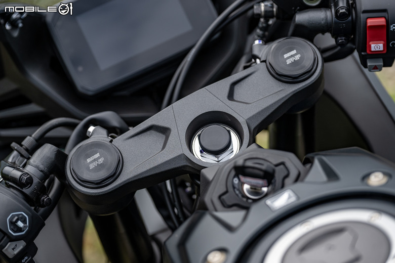 HONDA CB650R、CBR650 E-Clutch 試駕｜想熄火都難！打破操作藩籬，普及騎乘樂趣！