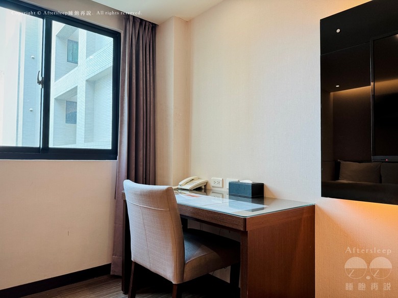 高雄鹽埕｜佑煦行旅 Hotel Yoshi＿近捷運站與奶茶一條街的簡約住宿