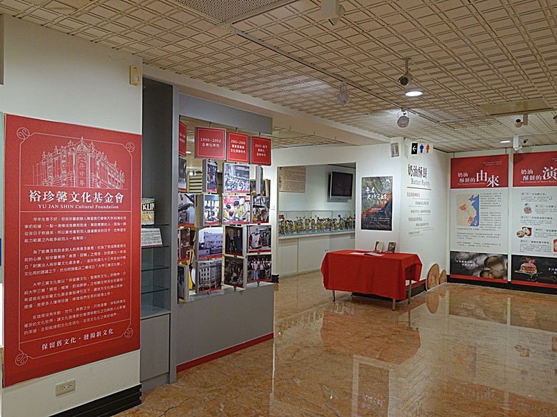 大甲鎮瀾宮與媽祖藝術文創館、大甲三寶文化館、林氏貞節坊、文昌祠、順天路老街與蔣公路夜市,外掛物超所值的棒壽司餐廳與福棧旅宿 — 全臺最難攻之大甲市街黃昏散策