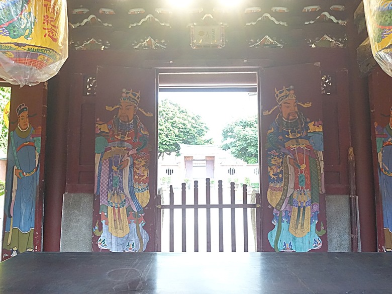 大甲鎮瀾宮與媽祖藝術文創館、大甲三寶文化館、林氏貞節坊、文昌祠、順天路老街與蔣公路夜市，外掛物超所值的棒壽司餐廳與福棧旅宿 — 全臺最難攻之大甲市街黃昏散策
