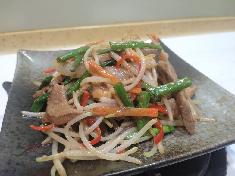 還是料理東西軍~適合大口扒飯的料理:韭菜炒豬肝