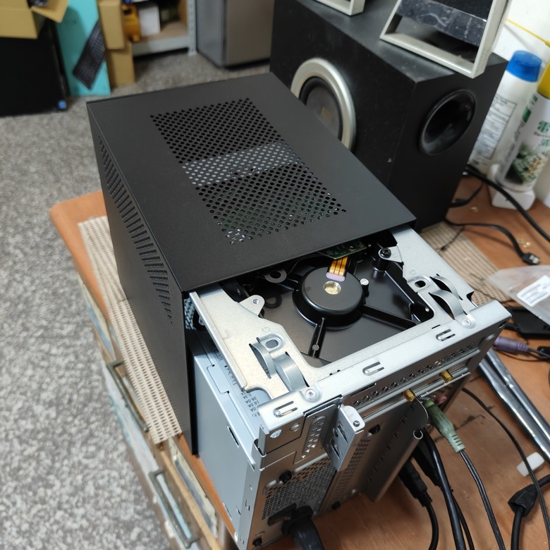 迷你 AM5 平台準系統 華擎 DeskMeet X600 使用桌上型電源及記憶體/3.5吋硬碟安裝心得