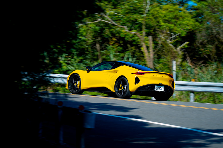 蓮花燃油世代最後的救贖! Lotus Emira山路試駕心得分享