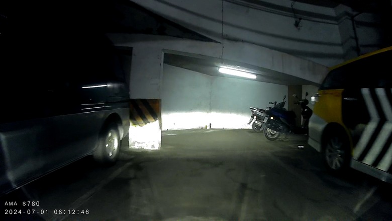 [已解決] 我的車燈算打鳥嗎?