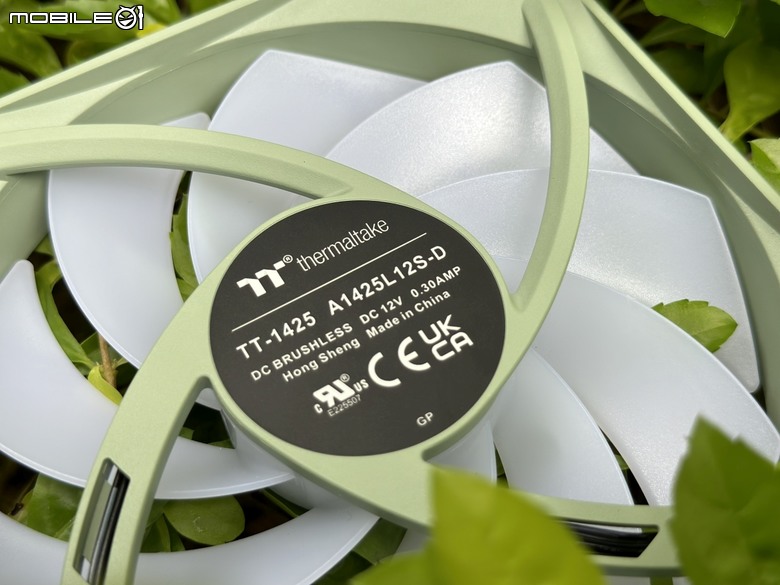 為機殼添一點色彩!TT CT140 EX ARGB 磁吸積木系統風扇