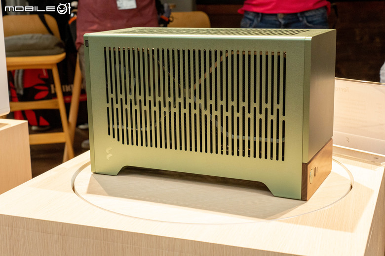 AMD Ryzen 7 9700X 處理器實測 以 88W 最大功耗達成 8 核心小主機最佳解方