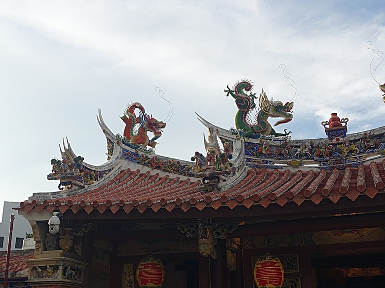 大甲鎮瀾宮與媽祖藝術文創館、大甲三寶文化館、林氏貞節坊、文昌祠、順天路老街與蔣公路夜市，外掛物超所值的棒壽司餐廳與福棧旅宿 — 全臺最難攻之大甲市街黃昏散策