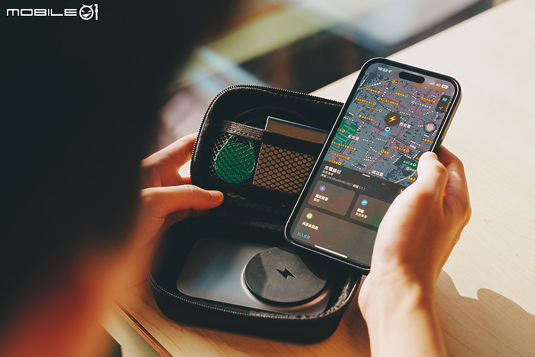 MOMAX Pinpop Find My 全球定位器開箱實測 – 平價版 AirTag，Apple Find My 認證完美支援