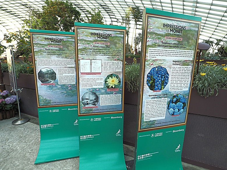 濱海灣花園 雲霧林(Cloud Forest)、花穹(Flower Dome) 及《莫內印象(Impressions of Monet)》特展、擎天樹叢(Supertree Grove)的《花園狂想曲(Garden Rhapsody)》聲光秀、遊園導覽車(Audio Tour)、Jurassic Nest FoodHall中的Hawker Chan燒肉飯,及金沙酒店《幻彩生輝(Spectra- A Light and Water)》燈光秀 — 赤道三國文化休閒行旅 之 新加坡篇 第五回 濱海灣花園