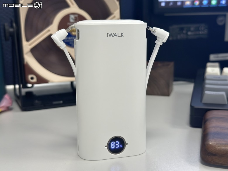 跨越世代!iWalk Power Squid 小魷魚 免帶線PD快充行動電源