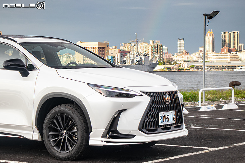 開車遊四方 Vol.19 入住洲際酒店,開凌志、遊港都!|feat. Lexus NX 350 Overtrail