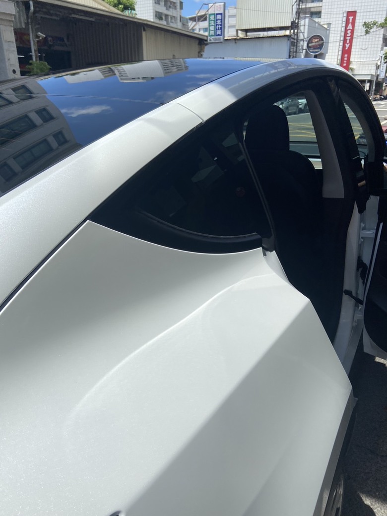 TESLA VS UPLUS隔熱紙