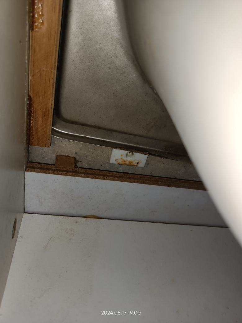 廚房水槽塌陷，怎麼更換