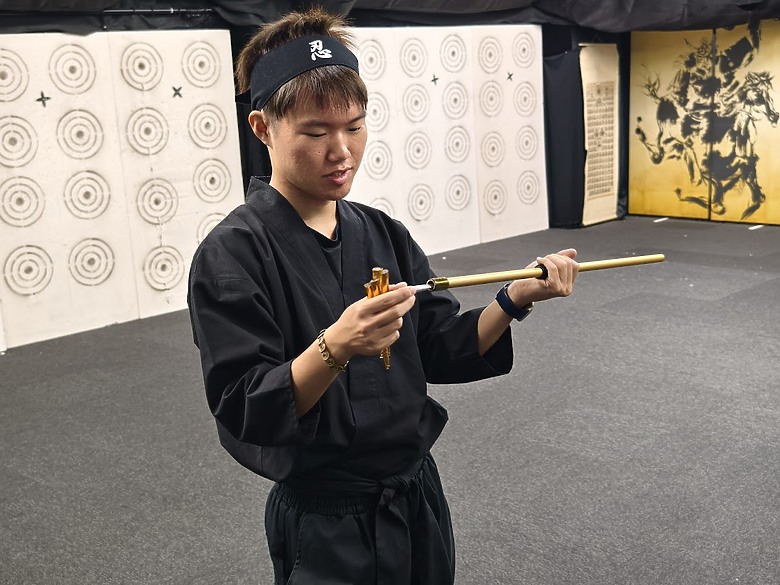 【京都武士與忍者博物館】+ 【黑樓燒肉】+【觀光特急「AONIYOSHI」列車】