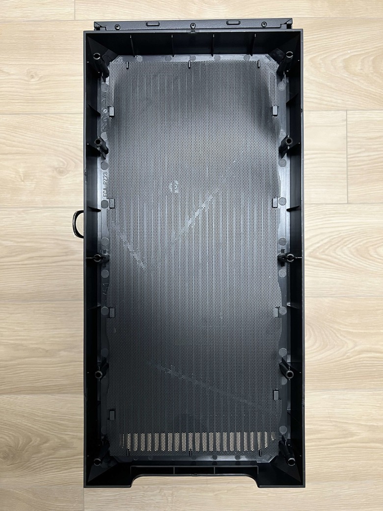 入門電腦換新家 ENERPAZO EP237 Mini Tower ARGB