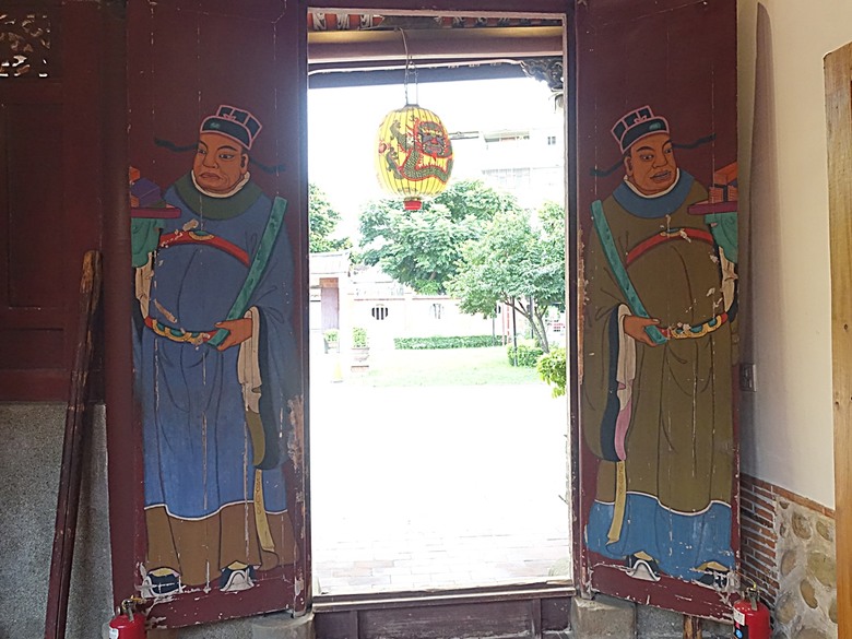 大甲鎮瀾宮與媽祖藝術文創館、大甲三寶文化館、林氏貞節坊、文昌祠、順天路老街與蔣公路夜市，外掛物超所值的棒壽司餐廳與福棧旅宿 — 全臺最難攻之大甲市街黃昏散策