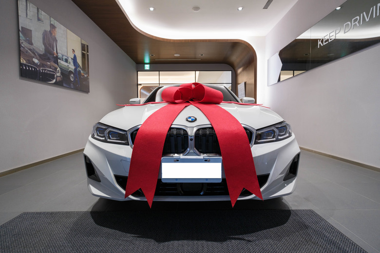 走進巴伐利亞BMW博物館,開箱人生第一台3系轎車 G20 318i LCI