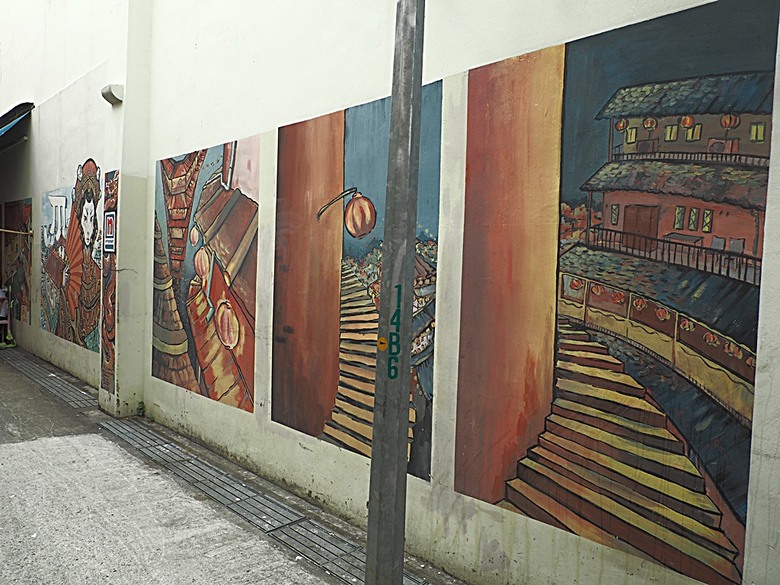 牛車水(Chinatown)市街之巴剎壁畫、粵海清廟、福德祠、天福宮、城市展覽館(Singapore City Gallery),以及麥士威熟食中心(Maxwell Food Centre)中之天天海南雞飯 — 赤道三國文化休閒行旅 之 新加坡篇 第一回 牛車水(Chinatown) 與直落亞逸(Telok Ayer)