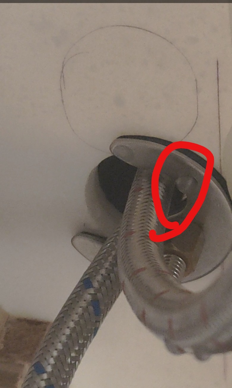 浴室浴櫃水龍頭漏水