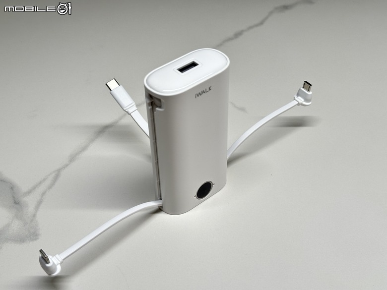 跨越世代!iWalk Power Squid 小魷魚 免帶線PD快充行動電源