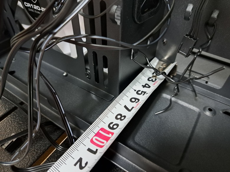 海景雙艙機殼 COUGAR FV150 RGB 開箱