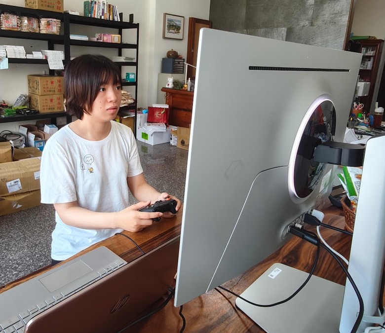 競乎完美~ SAMSUNG 三星 32吋 Odyssey OLED G8 平面電競顯示器體驗心得