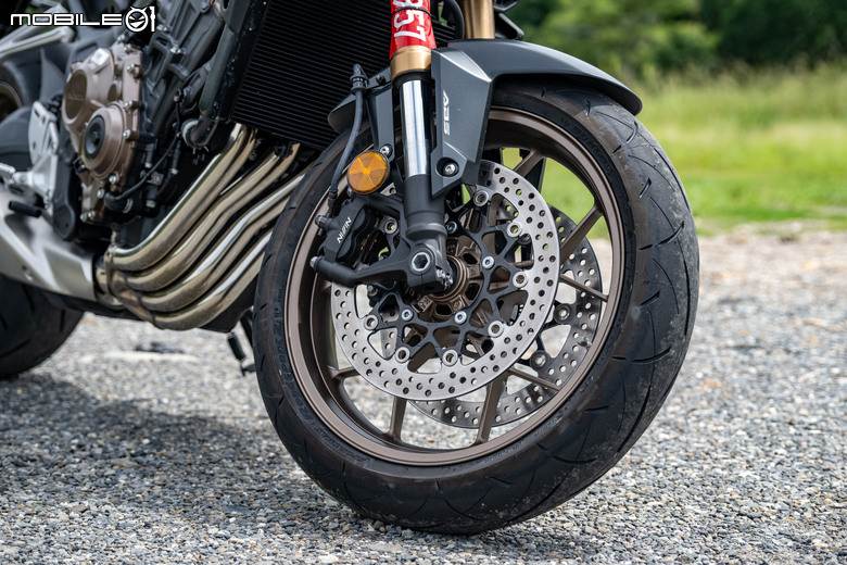 HONDA CB650R、CBR650 E-Clutch 試駕｜想熄火都難！打破操作藩籬，普及騎乘樂趣！