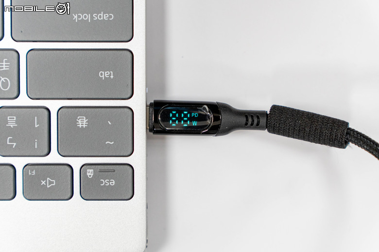 OWC Thunderbolt Go Dock 開箱試用 具備完整擴充介面以及高速傳輸性能