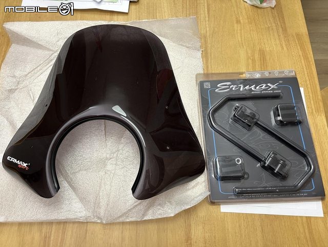 [分享] Vespa Gts Ermax Mini Sportivo 中風鏡
