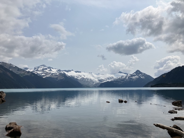「瑜伽越野跑」加拿大🇨🇦 溫哥華 Vancouver, BC 北邊的兩條路線：Sea to Summit 及 Garibaldi Lake trail