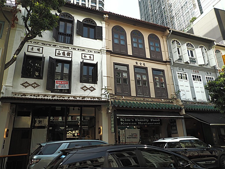牛車水(Chinatown)市街之巴剎壁畫、粵海清廟、福德祠、天福宮、城市展覽館(Singapore City Gallery),以及麥士威熟食中心(Maxwell Food Centre)中之天天海南雞飯 — 赤道三國文化休閒行旅 之 新加坡篇 第一回 牛車水(Chinatown) 與直落亞逸(Telok Ayer)