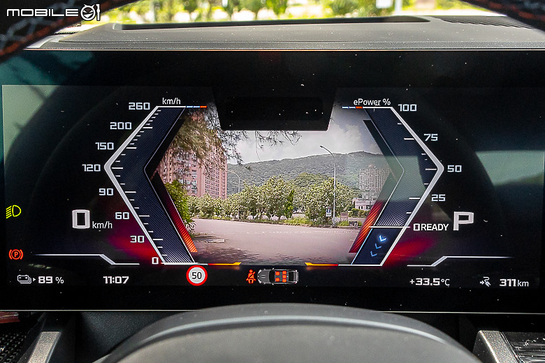 BMW i5 M60 xDrive 試駕｜豪華舒適依舊，更多了一身好功夫！
