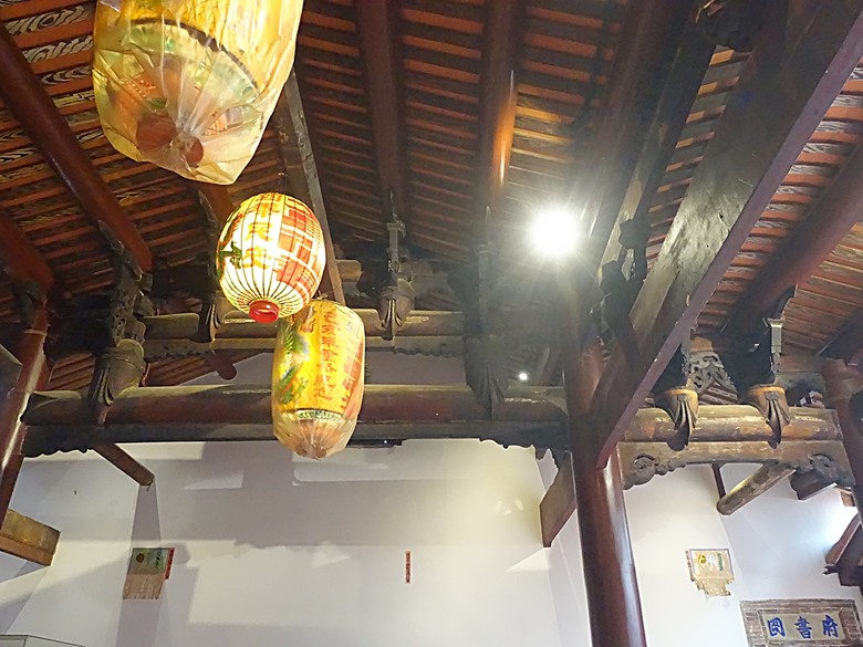 大甲鎮瀾宮與媽祖藝術文創館、大甲三寶文化館、林氏貞節坊、文昌祠、順天路老街與蔣公路夜市，外掛物超所值的棒壽司餐廳與福棧旅宿 — 全臺最難攻之大甲市街黃昏散策