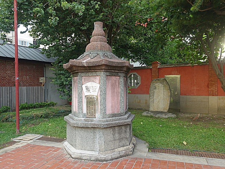 大甲鎮瀾宮與媽祖藝術文創館、大甲三寶文化館、林氏貞節坊、文昌祠、順天路老街與蔣公路夜市,外掛物超所值的棒壽司餐廳與福棧旅宿 — 全臺最難攻之大甲市街黃昏散策