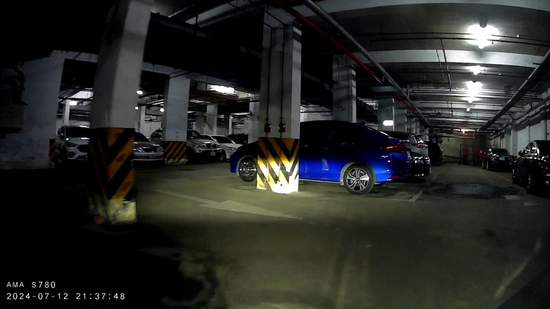 [已解決] 我的車燈算打鳥嗎?