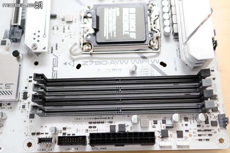 點我看大圖 性價比白化板 ASUS 阿唷喂 Z790-AYW WIFI W 開箱