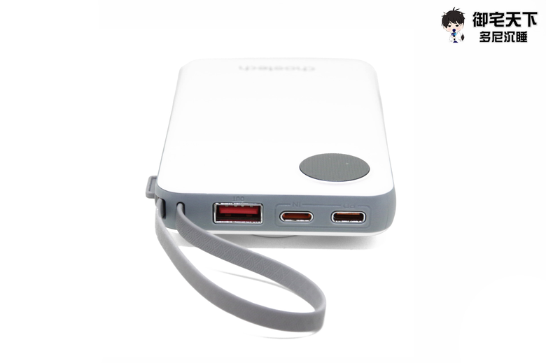 開箱|【Choetech】B695 多功能自帶線 MagSafe 磁吸行動電源 - 10,000mAh 自帶雙頭充電線,為蘋果用戶打造,可同時為手機、手錶、耳機等 5 台裝置充電!