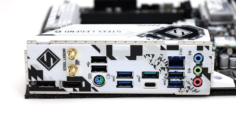 點我看大圖 太熱了!在家吹冷氣組電腦。平價 i5–12400,mATX 文書桌機組裝實紀