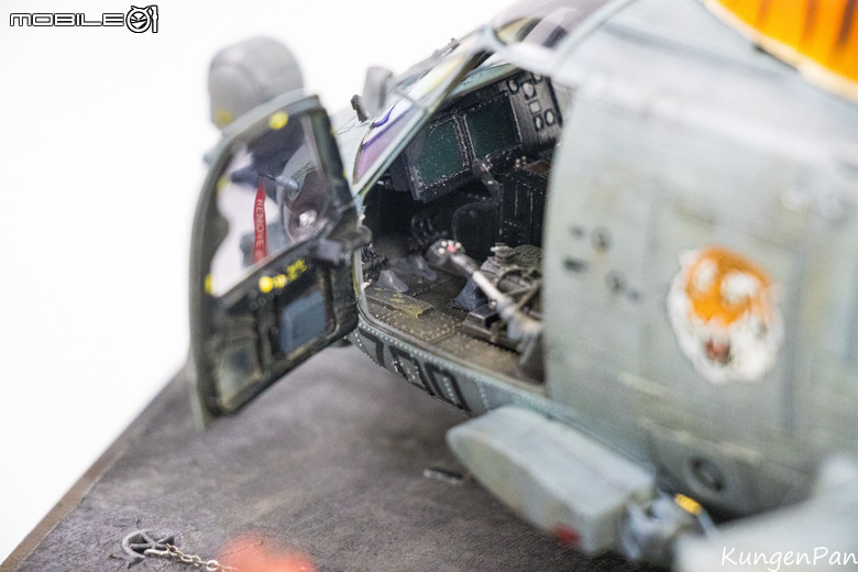 點我看大圖 1/35 美國海軍 MH-60R Seahawk HSM-73直升機海上打擊中隊 "Battlecats"