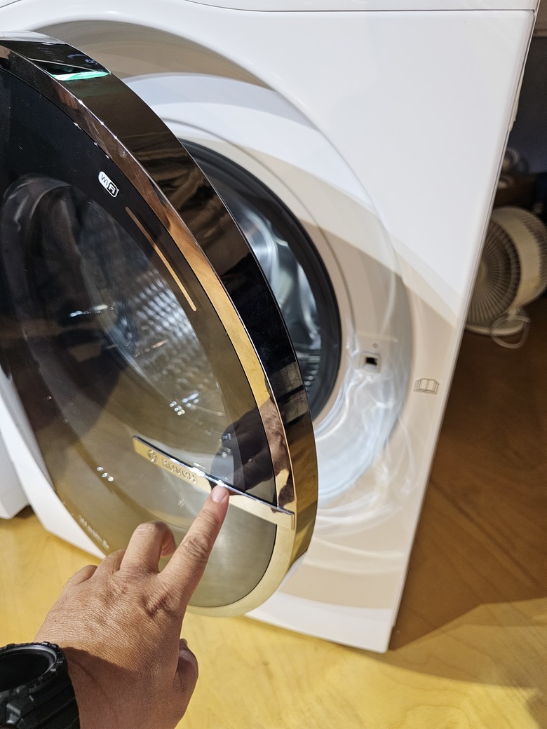 (體驗活動心得) Bosch三效極淨洗脫烘洗衣機 三機一體 衣物清洗好幫手!