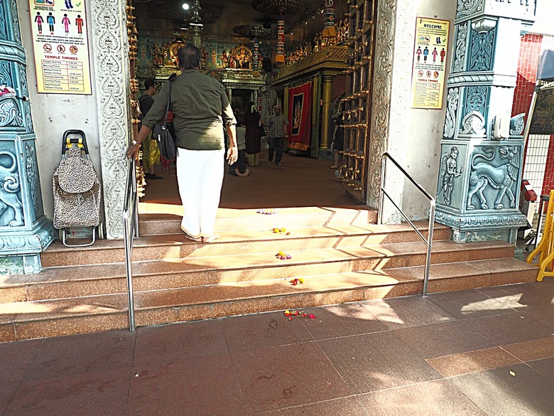 竹腳中心(Tekka Centre)之順發椰漿飯、維拉馬卡里拉曼廟(Sri Veeramakaliamman Temple)、陳東齡故居、實龍崗路 (Serangoon Rd)及甘貝爾巷 (Campbell Ln)、印度遺產中心(Indian Heritage Centre) — 赤道三國文化休閒行旅 之 新加坡篇 第三回 小印度(Little India)
