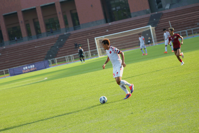 Canon EOS R5 Mark II 評測報告｜攝錄雙全、劍指 R3 的全能專業機！