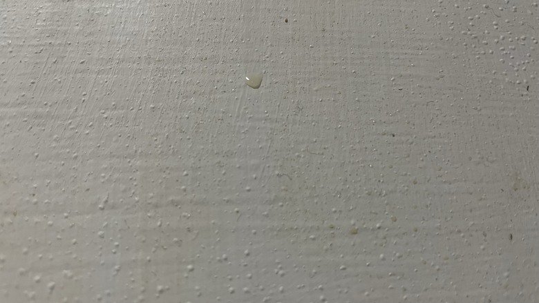 牆壁會有水珠